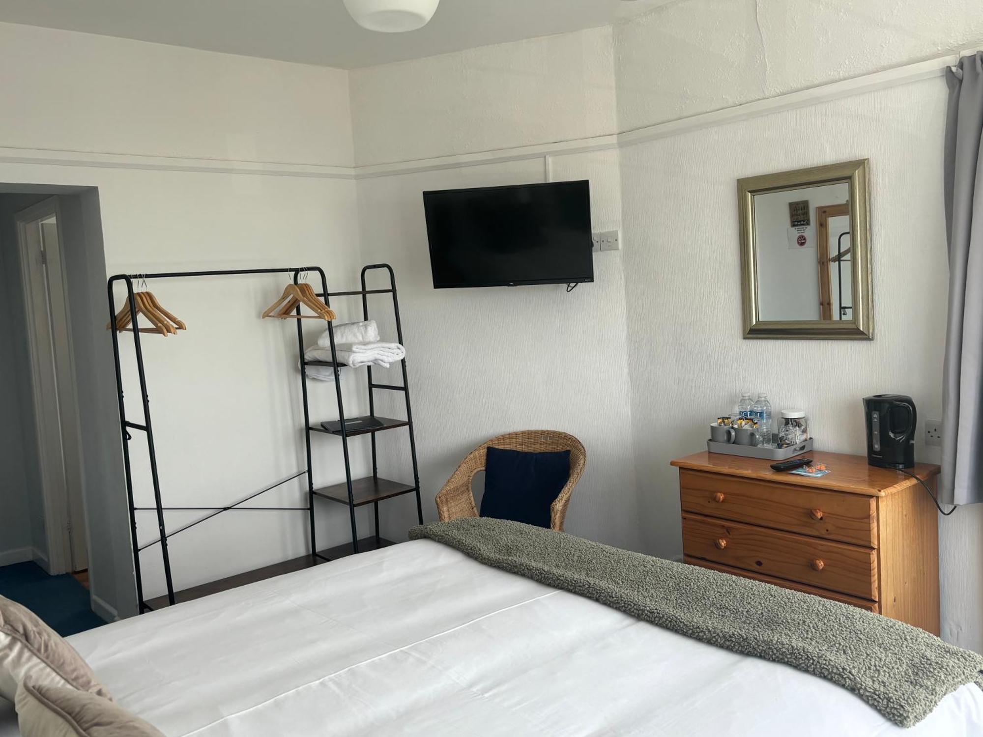 The Yacht Inn Hikkaduwa Dış mekan fotoğraf